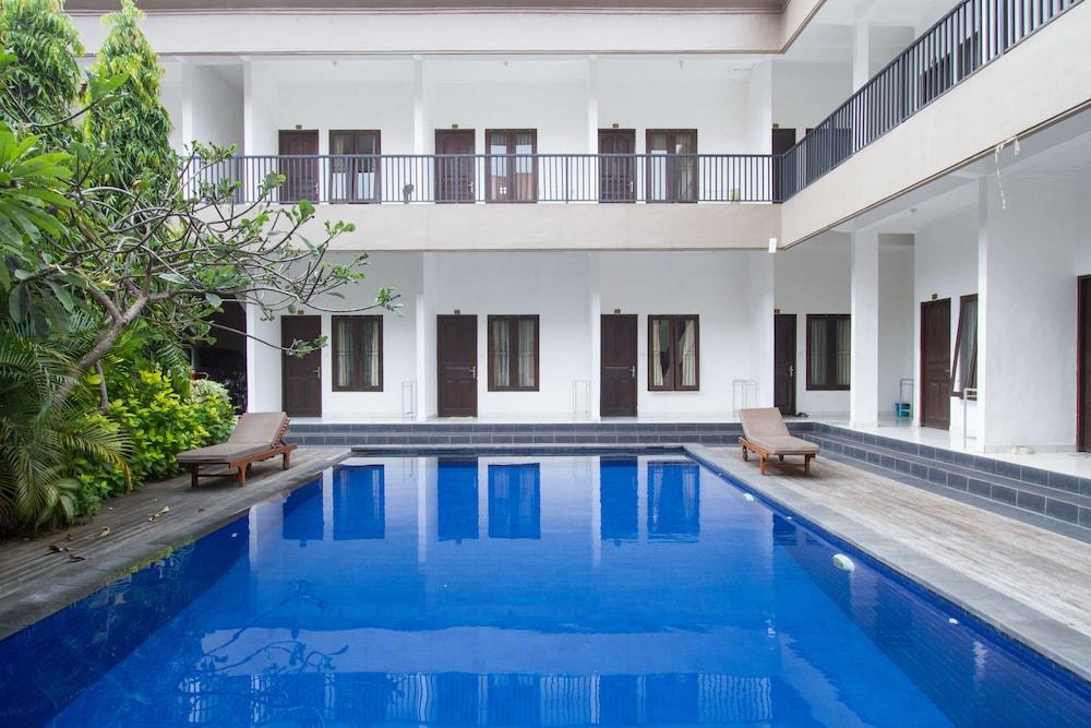 Seminyak Point Guest House Luaran gambar